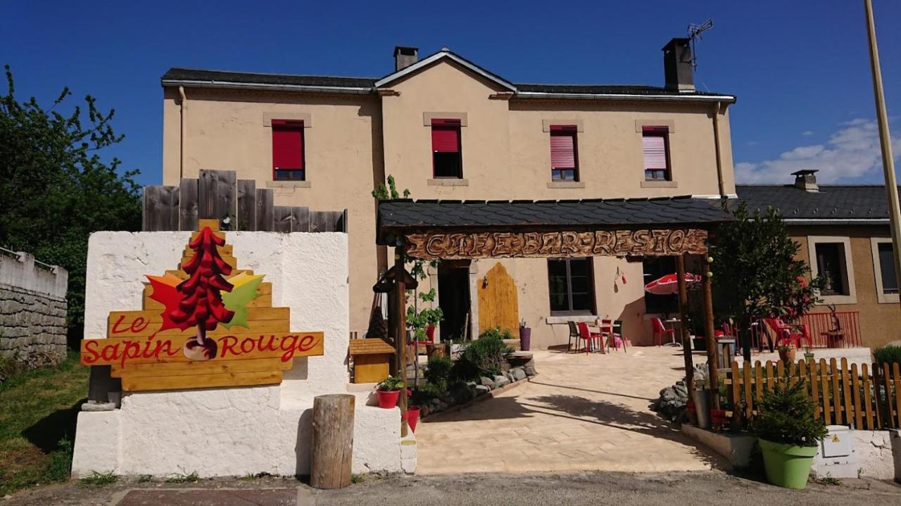 Le Sapin Rouge - Restaurant - Bar - Chambres D'Hotes Artigues  Exterior photo