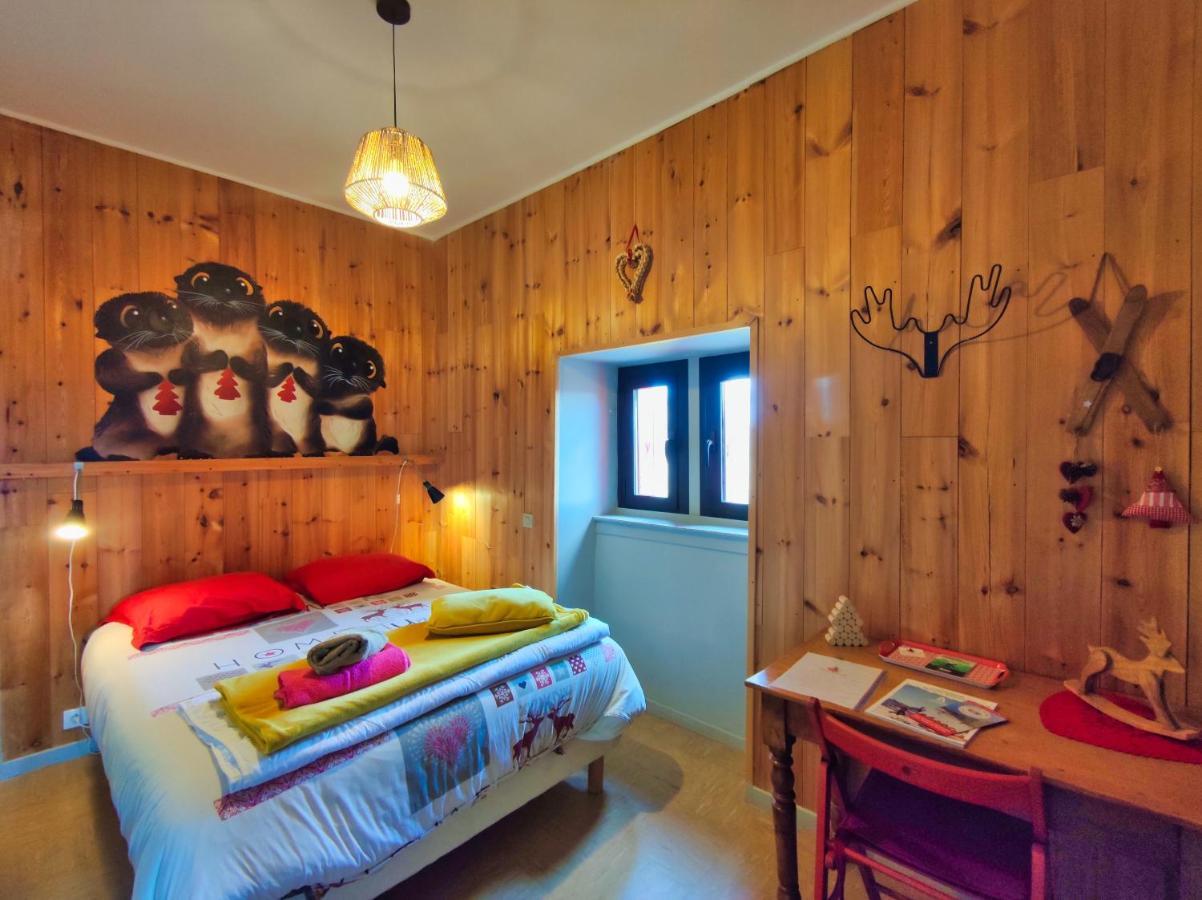 Le Sapin Rouge - Restaurant - Bar - Chambres D'Hotes Artigues  Exterior photo
