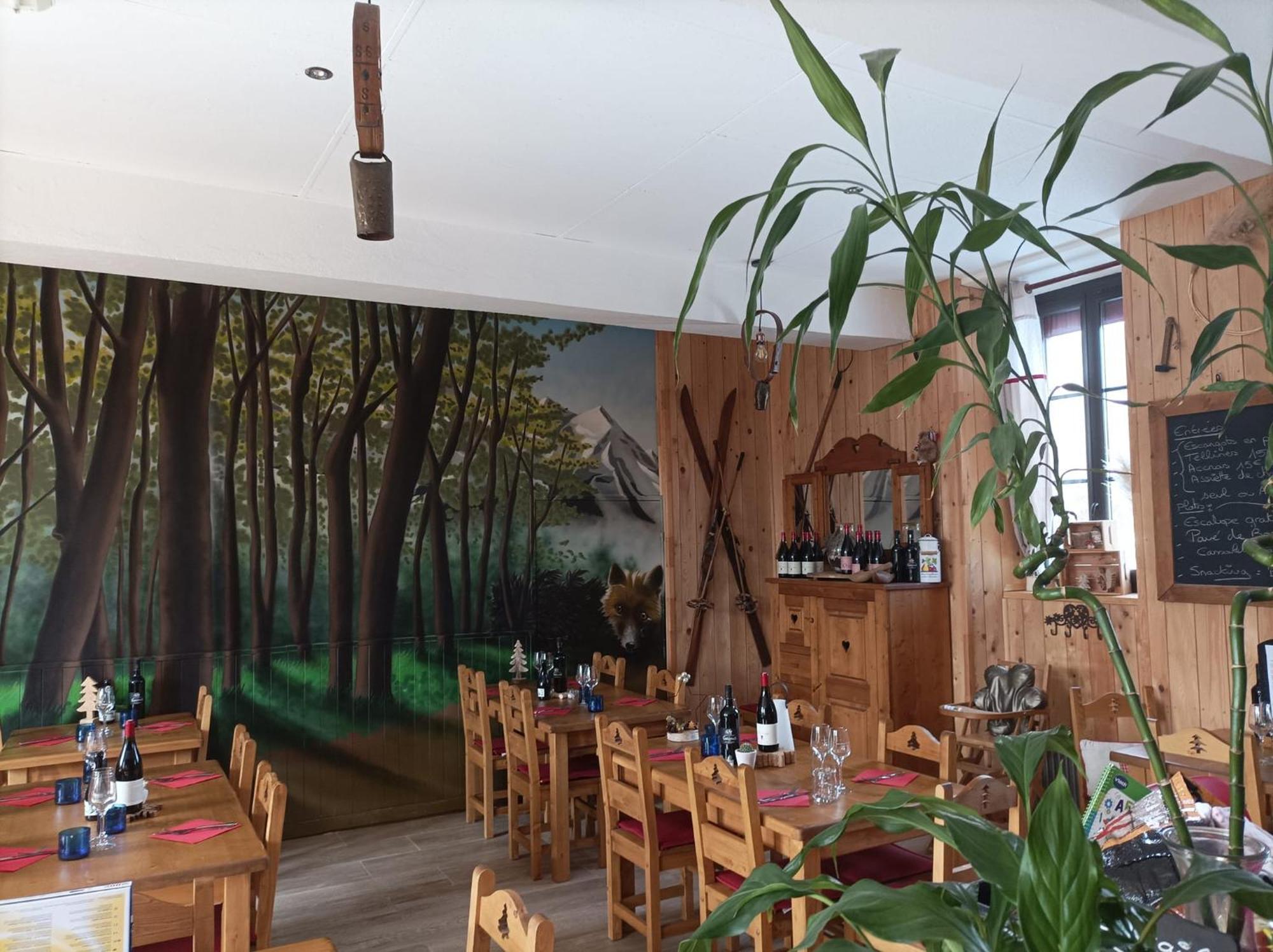 Le Sapin Rouge - Restaurant - Bar - Chambres D'Hotes Artigues  Exterior photo
